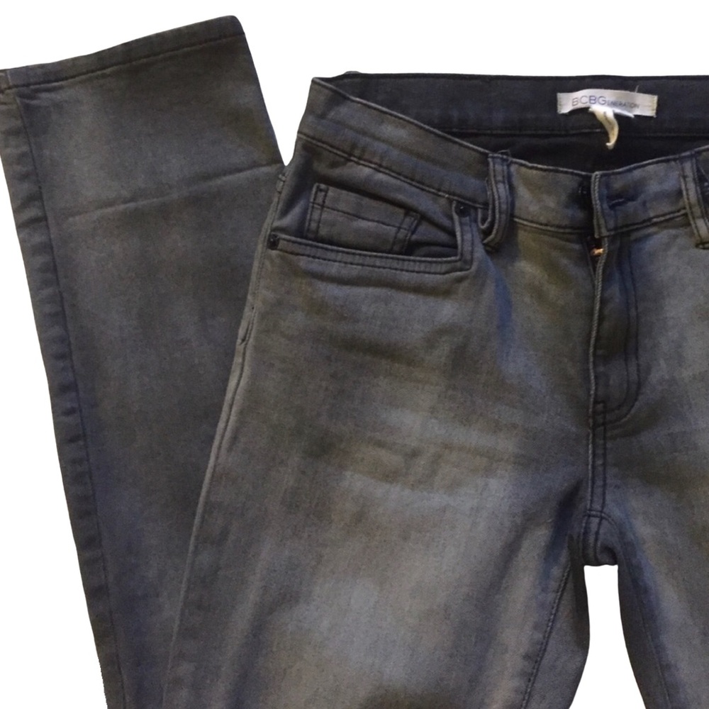 💥4/$20💥 BCBGeneration grey skinny jeans